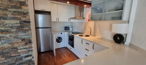Appartement au Club Nautic avec vue sur la mer à Empuriabrava