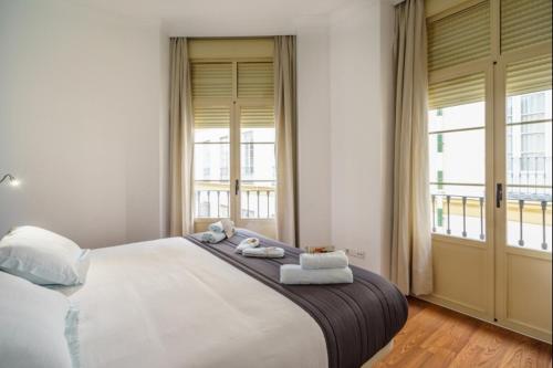 Minimal Rooms by ELE Apartments