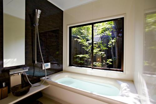 Kyoto Kikyo