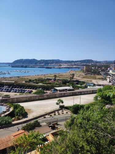 Caio Asinio APT - America's Cup Hub