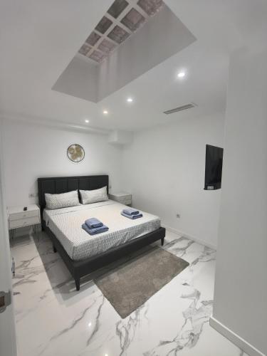 Alicante Modern Urban Apartment - Downtown & Cozy