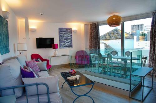 Overland Suites Catedral photo 84