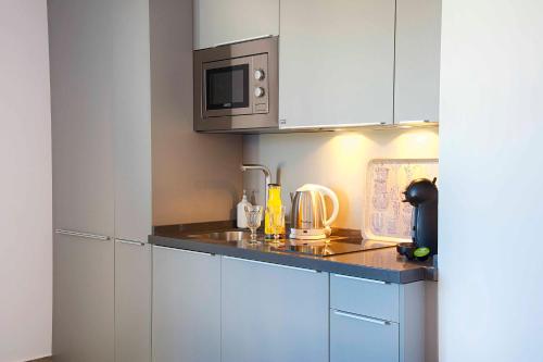 Overland Suites Catedral photo 95