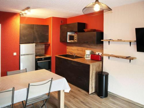 Appartement rénové pour 8 pers, skis aux pieds, cœur de station, grande terrasse, box à skis - FR-1-322-564