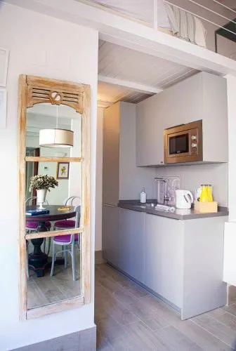 Overland Suites Catedral photo 18