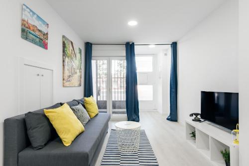 Apartment 1 Arganzuela Downtown Metro 8 people