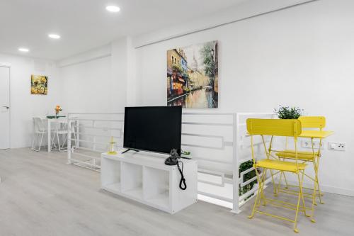 Apartment 2 Arganzuela Downtown Metro 6 people