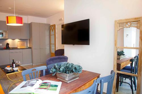 Overland Suites Catedral photo 78