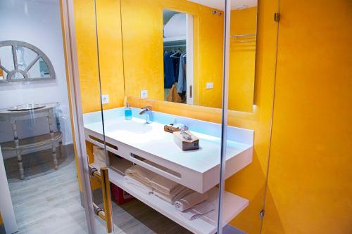 Overland Suites Catedral photo 122