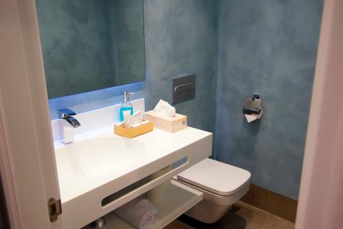 Overland Suites Catedral photo 124