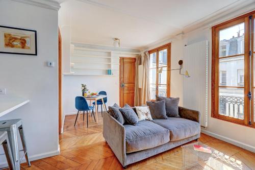 BnBNova - Marais & Places des Vosges - 1BR Family Only