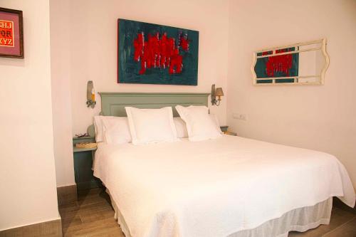 Overland Suites Catedral photo 55