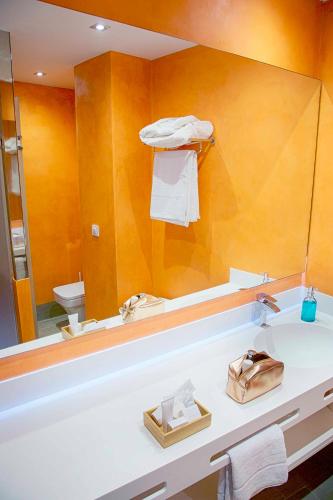 Overland Suites Catedral photo 134