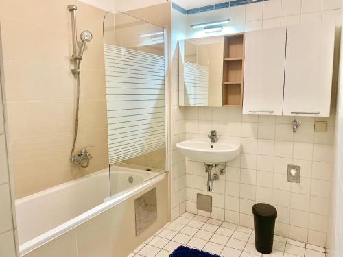 100 m2 Apartment with Balcony & Free Parking