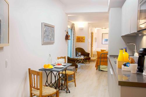 Overland Suites Catedral photo 160