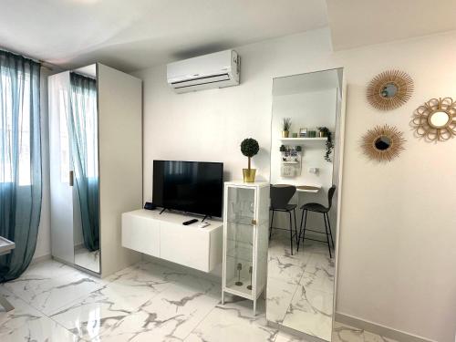 Apartamento estudio “The mirror”