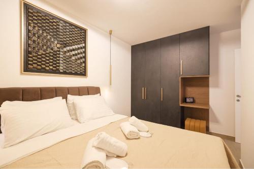 Belvedere luxury two bedroom apartment with parking