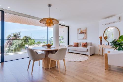 Marina Horizon - 2BR Contemporary Retreat l Olhão