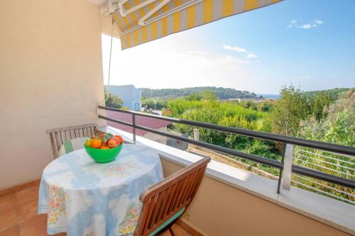 Apartments with parking space Pula - 27690