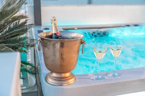 Photo inspiration: Luxury Penthouse Big Terrace Jacuzzi In Sliema Il Gżira Taʼ Photo Inspiration