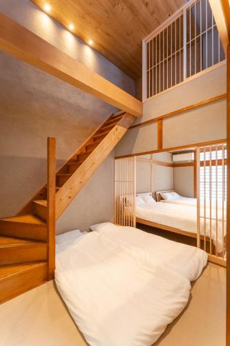 最大8名の貸切一軒家,心安らぐ和の空間,天神 博多へ好アクセ,洗濯乾燥機完備