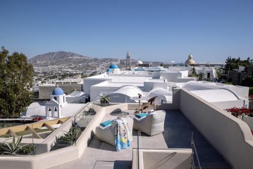 La Madeleine Suites Fira
