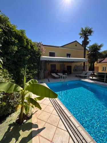 Villa Ella - Mediterranean stone house