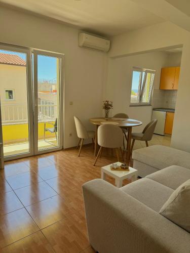 Apartman AR Makarska
