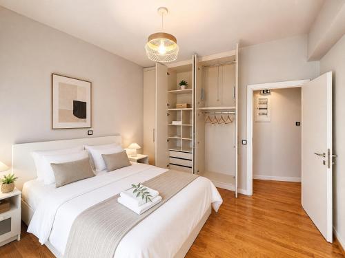 Royal Riviera Seafront Duplex