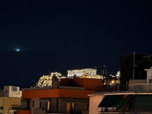 MYSTIC GAZI Acropolis view 3 minutes to metro Direct airport and port