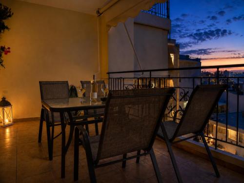 MYSTIC GAZI Acropolis view 3 minutes to metro Direct airport and port