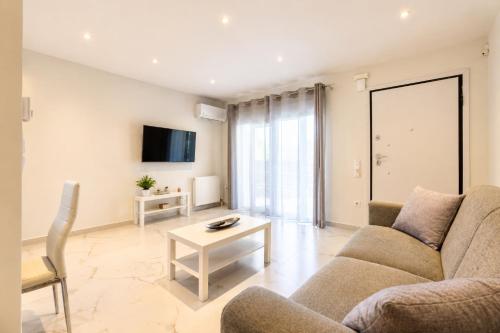 Diogenis Apartments Near Athens Airport By SEM