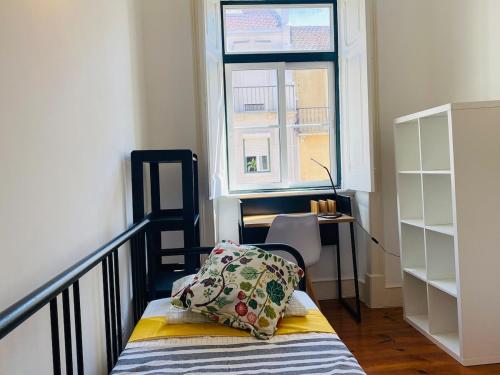 Perfect flat in the center