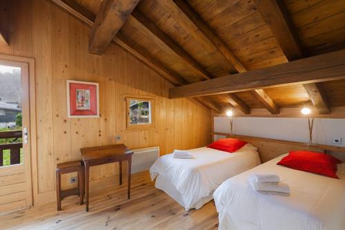 Family chalet with terrace and garden in Chamonix