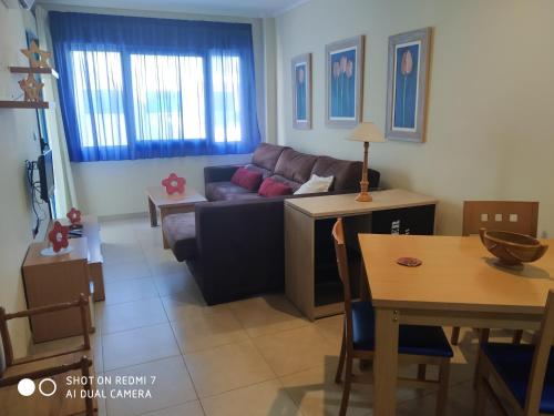 Moderno resort cerca de la playa y Centro ciudad Piscina Jaccuzzy parking