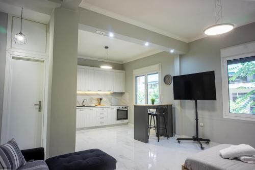 Zoe's Lux Studio