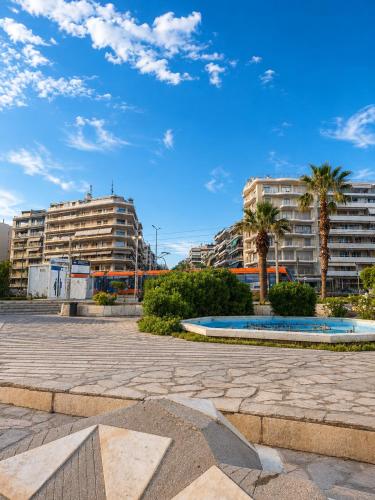 Riviera Seaside Smart Suite