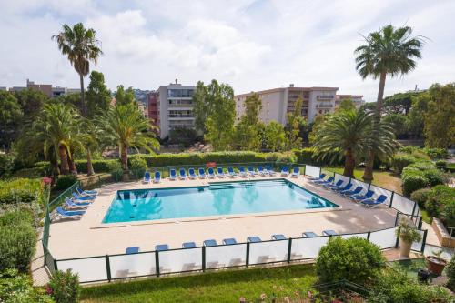 Appartement Ste Maxime - Piscine et à 250m des plages et centre-ville