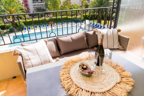 Appartement Ste Maxime - Piscine et à 250m des plages et centre-ville