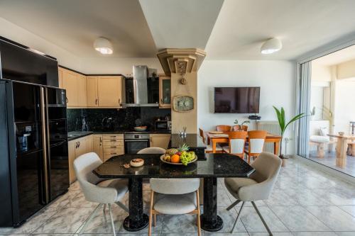 Breathless Sea Apartment