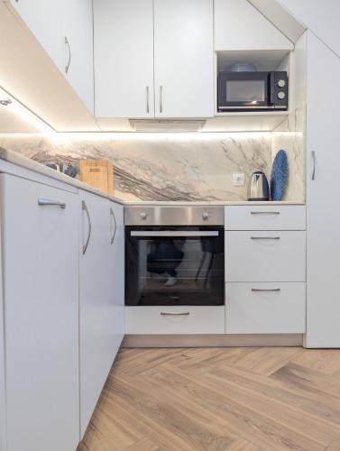 Charming Loft with AC and Washing Machine