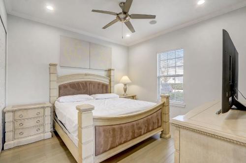 Private Pool 3BR Retreat Near Orlando Attractions photo 16