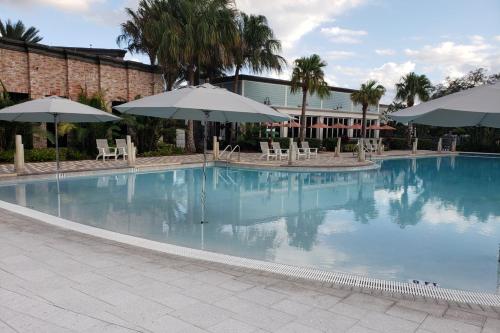 Private Pool 3BR Retreat Near Orlando Attractions photo 30