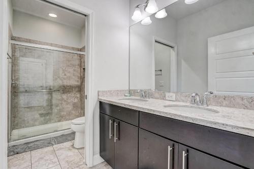 Private Pool 3BR Retreat Near Orlando Attractions photo 21