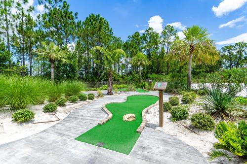 Private Pool 3BR Retreat Near Orlando Attractions photo 42