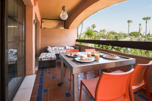 Stunning 3BR in Hacienda Del Sol Beach & Pool