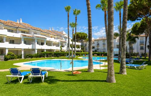 Relaxed Mediterranean Living With A Private Garden & Beachside Location