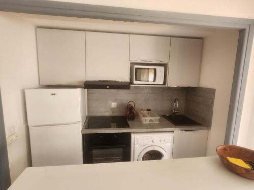 Studio near Palais du Festival - available