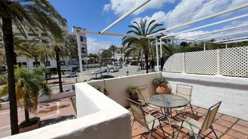 Puerto Banús, 1 dormitorio, 3 plazas, piscinas y parking, Ubicacion optima