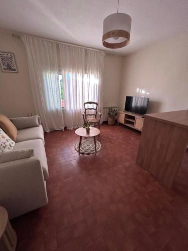 Studio provençal chic, en plein centre de Saint-Raphaël